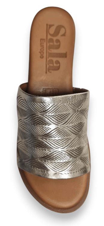 Load image into Gallery viewer, Sala Womens Benny Flat Slide
