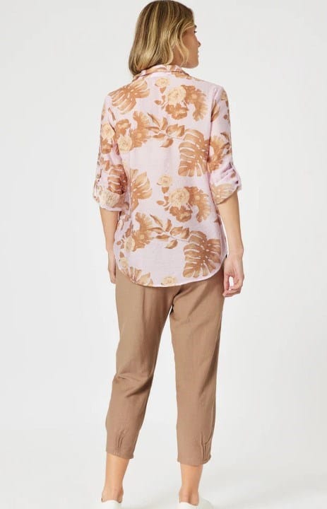 Load image into Gallery viewer, Gordon Smith Womens Lino Tapered Pant - Nutmeg
