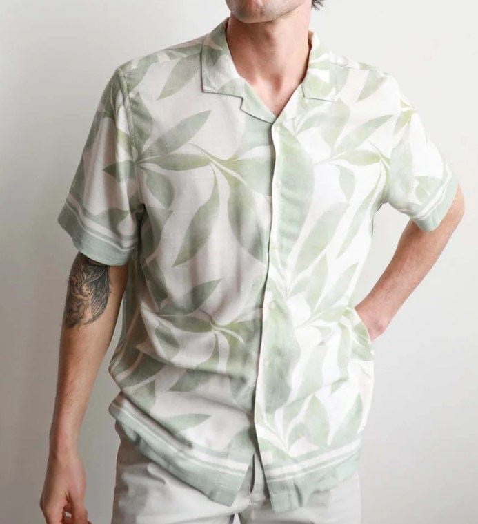 Load image into Gallery viewer, James Harper Mens Short Sleeve Cuban Collar Shirt
