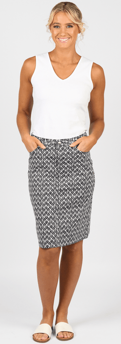 Vassalli Womens Printed Lightweight Skirt With Centre Back Vent Skirt - Fan