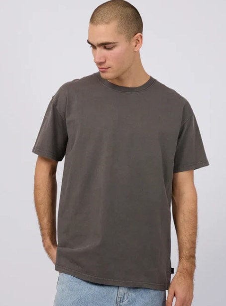 Load image into Gallery viewer, Silent Theory Mens Solid Tail Tee
