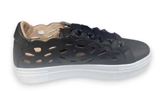 Wave Womens Leather Upper Black Shoes