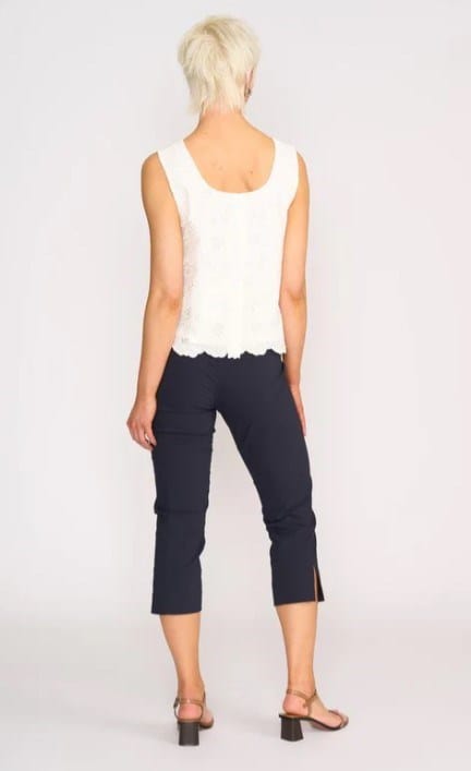 Foil Womens Flower-Ful Shell - White Flower