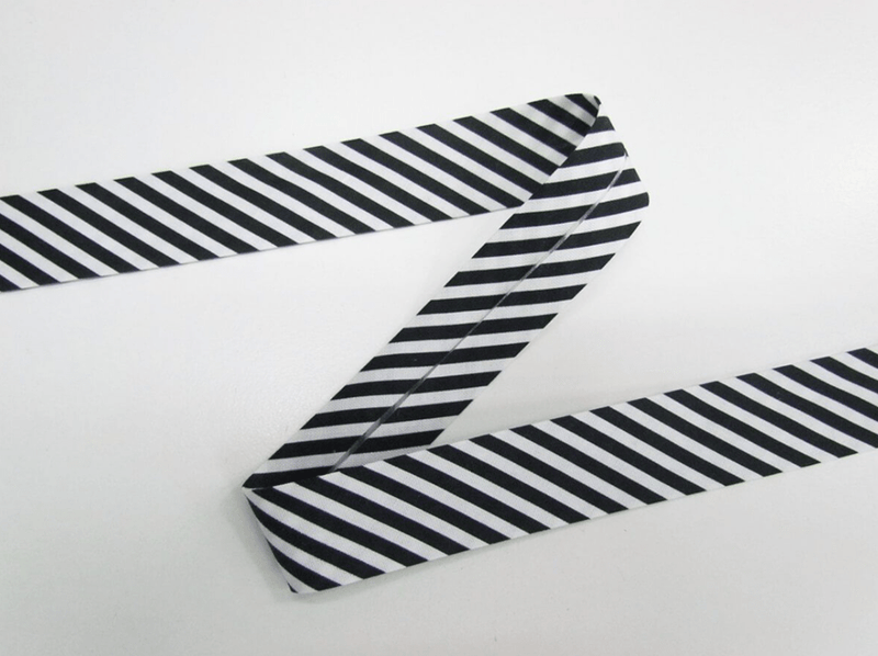 Load image into Gallery viewer, Two Green Zebras 25mm Bias Binding
