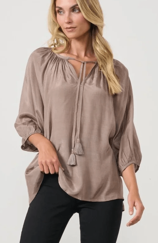 Load image into Gallery viewer, Holmes &amp; Fallon Womens Aella Tie Top - Mushroom
