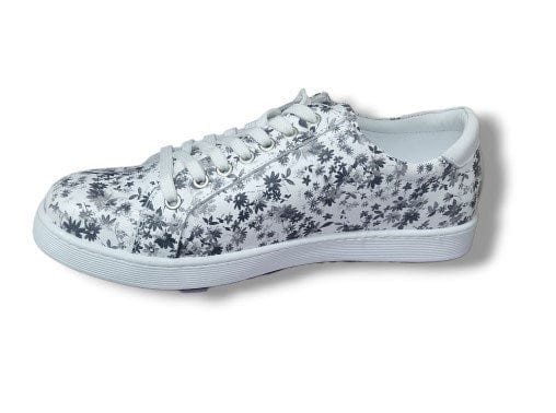 Load image into Gallery viewer, Rilassare Womens Toke Fresh Shoes
