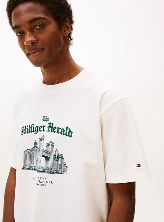 Load image into Gallery viewer, Tommy Hilfiger Mens Graphic Relaxed Crew Neck T-Shirt

