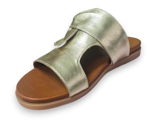 Rilassare Womens Beckah Sandal Shoes - Gold