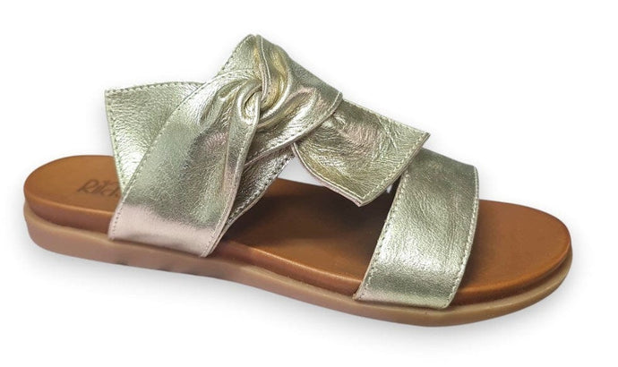 Rilassare Womens Beckah Sandal Shoes - Gold