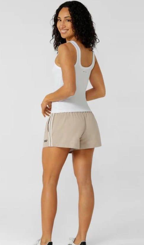 Load image into Gallery viewer, Lorna Jane Womens Great Escape Shorts
