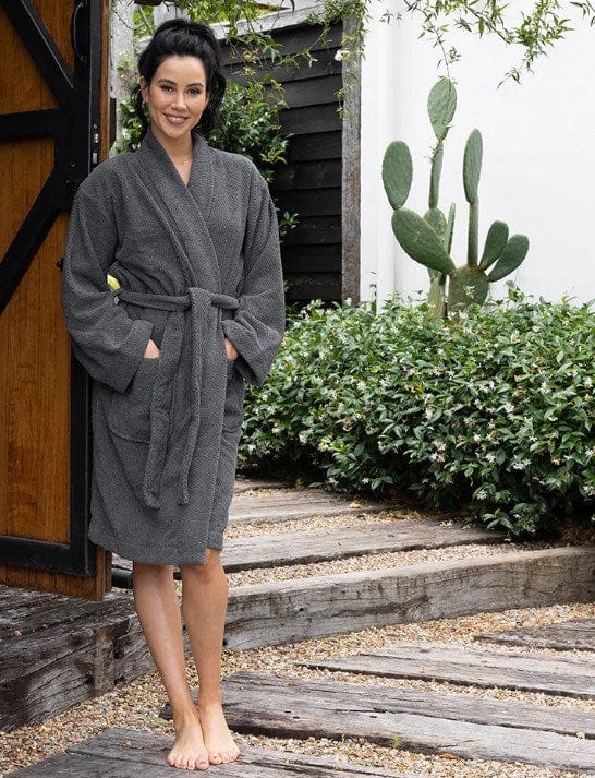 Load image into Gallery viewer, Bambury Angove Cotton Robe
