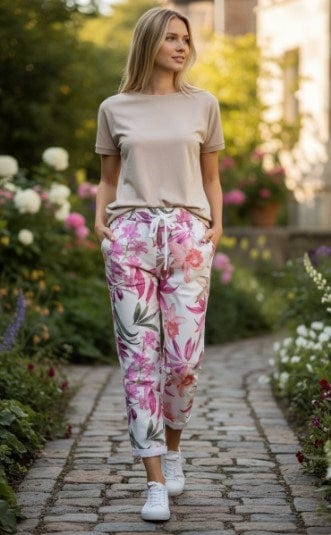 E.Talia Womens Lily Floral 3/4 Top