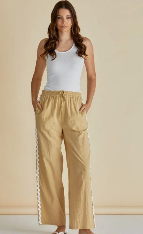 Load image into Gallery viewer, Betty Basics Womens Georgie Pants
