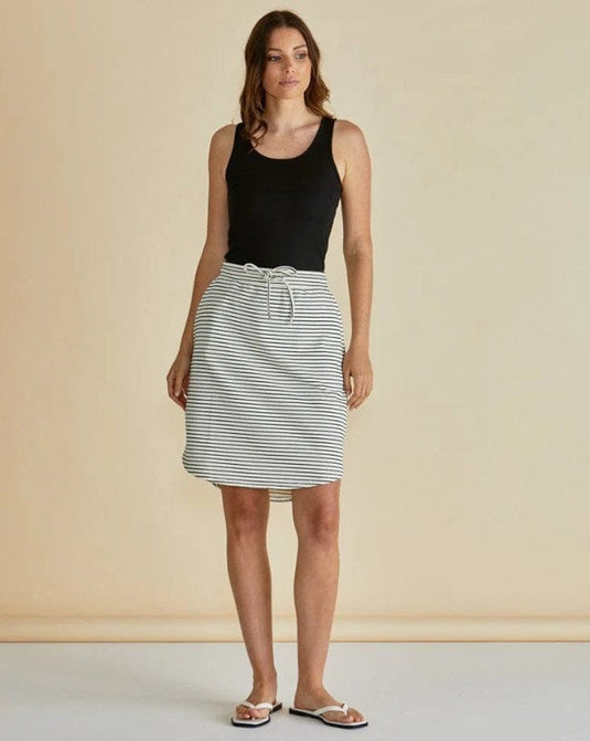 Betty Basics Womens Retreat Skirt