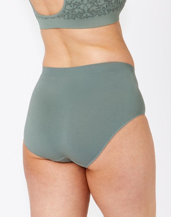 Load image into Gallery viewer, Ambra Womens Bare Essentials Full Brief
