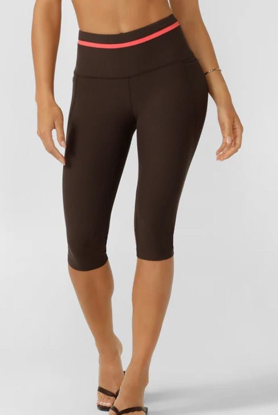 Load image into Gallery viewer, Lorna Jane Womens Circuit Luxe Rib 3/4 Capri Leggings
