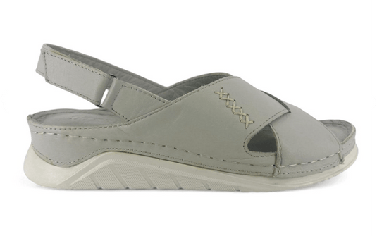 Cassini Womens Mahalo Sandals - Red