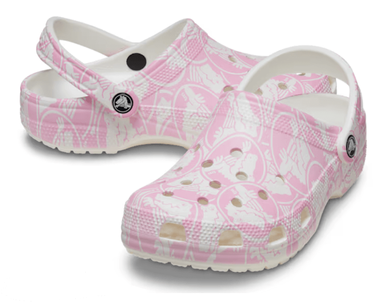 Load image into Gallery viewer, Crocs Toddlers Printed Duke Classic Clog
