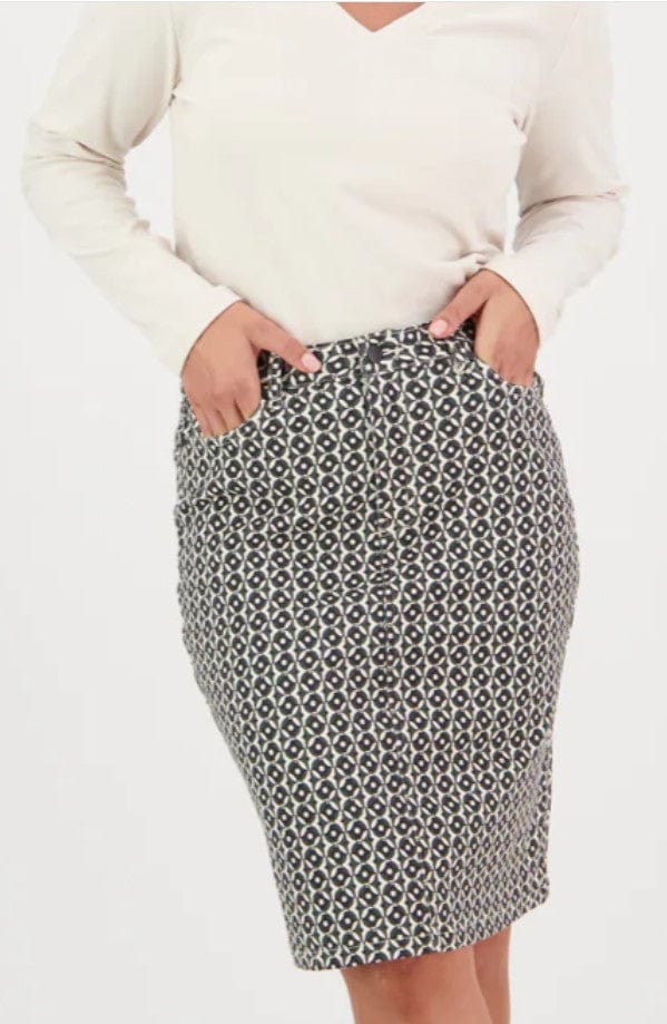 Load image into Gallery viewer, Vassalli Womens Knee Length Printed Skirt
