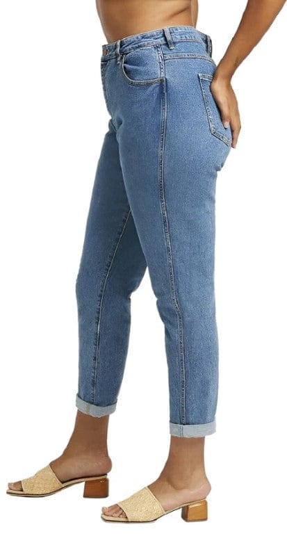 Load image into Gallery viewer, Wrangler Womens Tyler Jean

