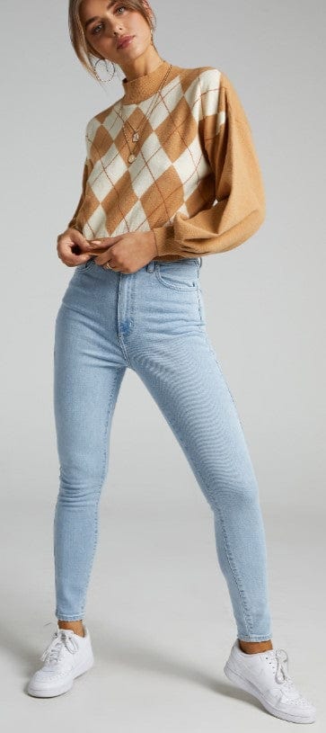 Load image into Gallery viewer, Lee Womens High Licks Crop Strike A Chord Jeans

