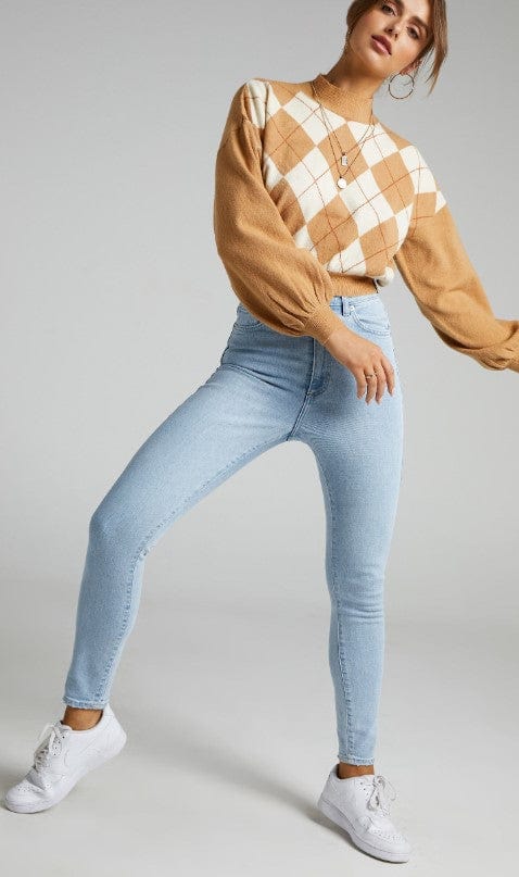 Load image into Gallery viewer, Lee Womens High Licks Crop Strike A Chord Jeans
