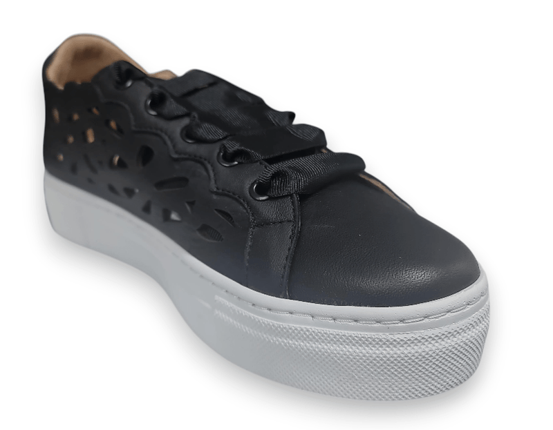 Load image into Gallery viewer, Wave Womens Leather Upper Black Shoes
