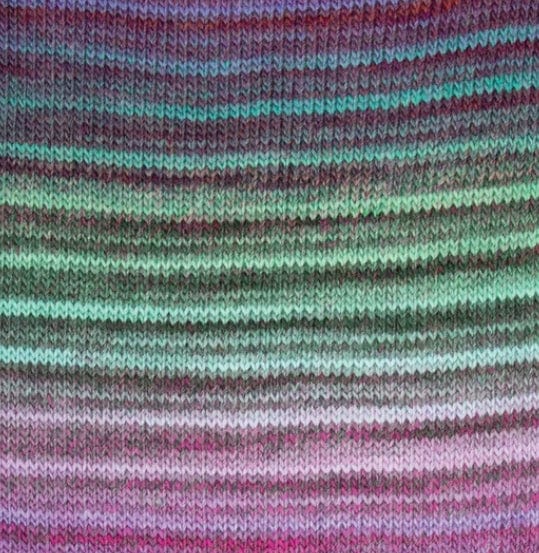 Load image into Gallery viewer, Patons Sierra 8 ply Yarn
