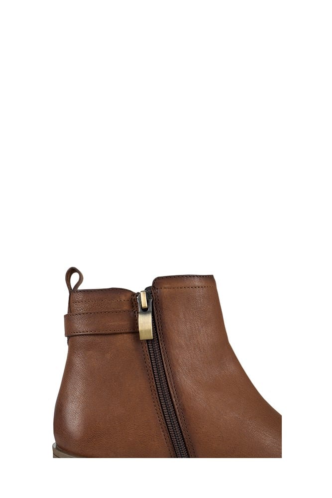 Load image into Gallery viewer, Thomas Cook Women's Crawley Boot
