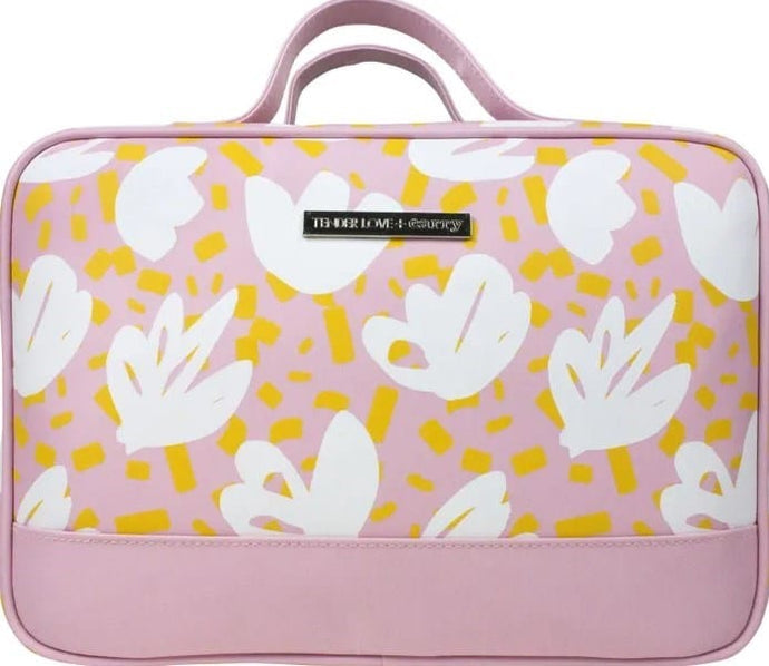 Tender Love + Carry Lalita Hanging Washbag