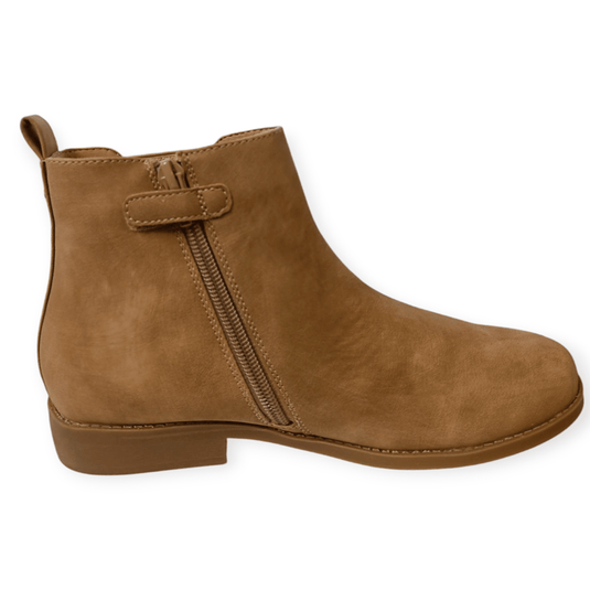 Clarks Girls Teagan Boot- Tan D+