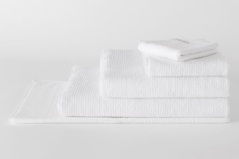Load image into Gallery viewer, Sheridan Living Textures Bath Collection - White
