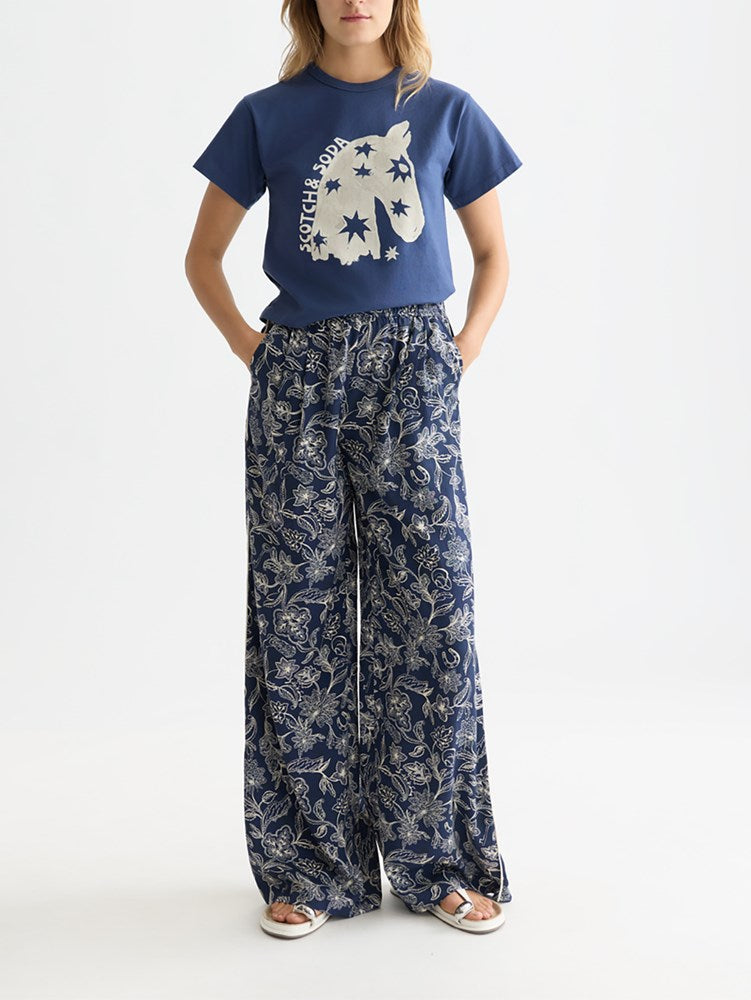Load image into Gallery viewer, Scotch &amp; Soda Womens Artwork T-Shirt

