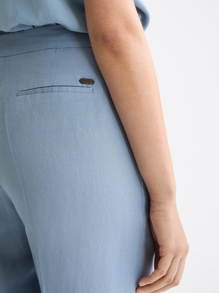 Load image into Gallery viewer, Scotch &amp; Soda Womens Edie Wide Fit Pants
