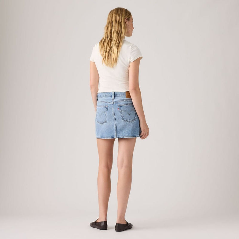 Load image into Gallery viewer, Levis Womens Icon Skirt - Aligned Smoke

