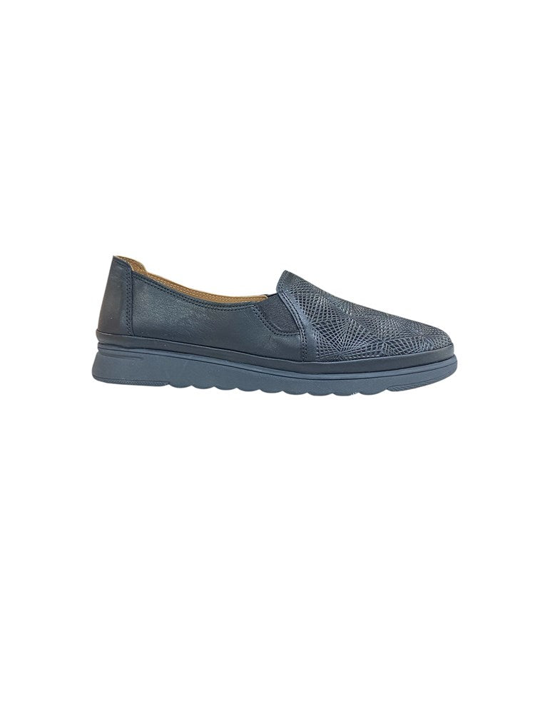 Load image into Gallery viewer, Sala Womens Wavy Slip On Shoes
