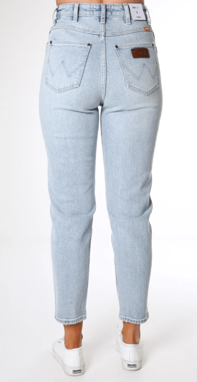 Load image into Gallery viewer, Wrangler Womens Drew Jean
