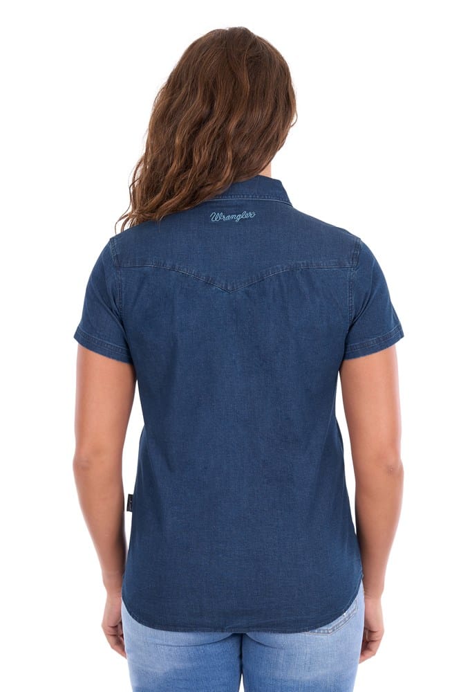 Load image into Gallery viewer, Wrangler Womens Charlie Shirt
