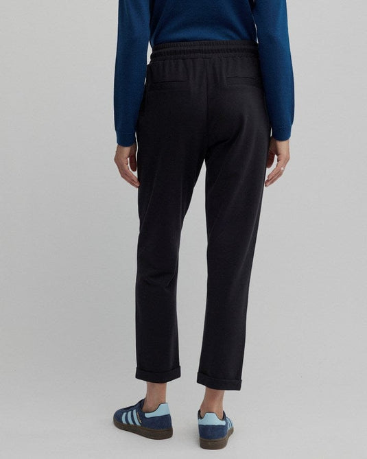 Yarra Trail Womens Arco Jogger - Black