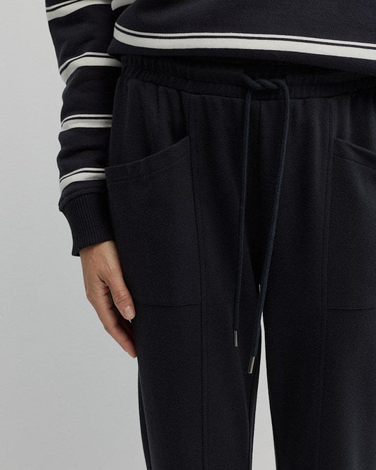 Yarra Trail Womens Arco Jogger - Navy