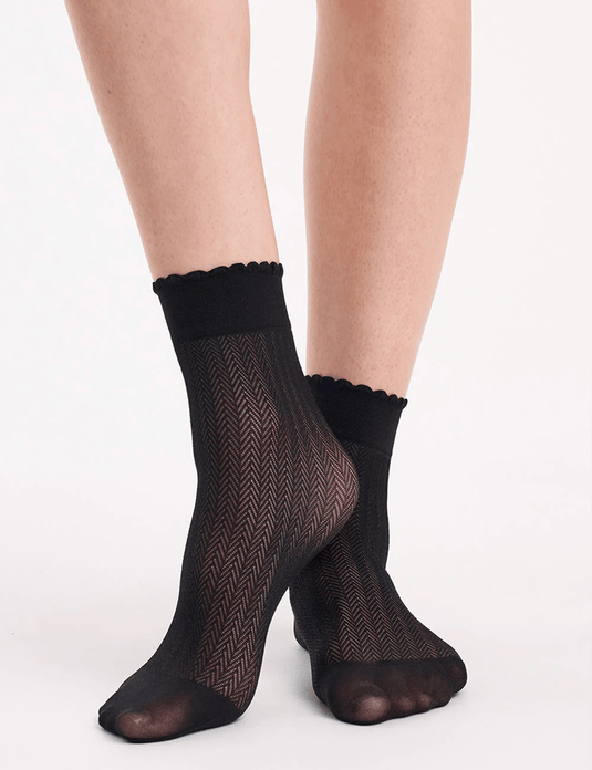Ambra Womens Chevron Anklet