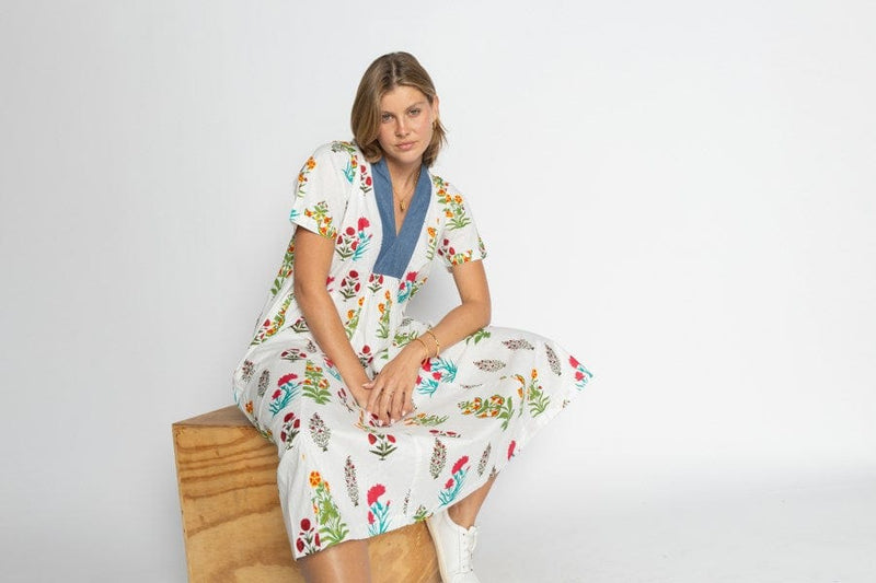 Load image into Gallery viewer, Ibisa Clarksville Midi Dress
