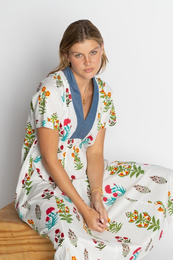 Load image into Gallery viewer, Ibisa Clarksville Midi Dress
