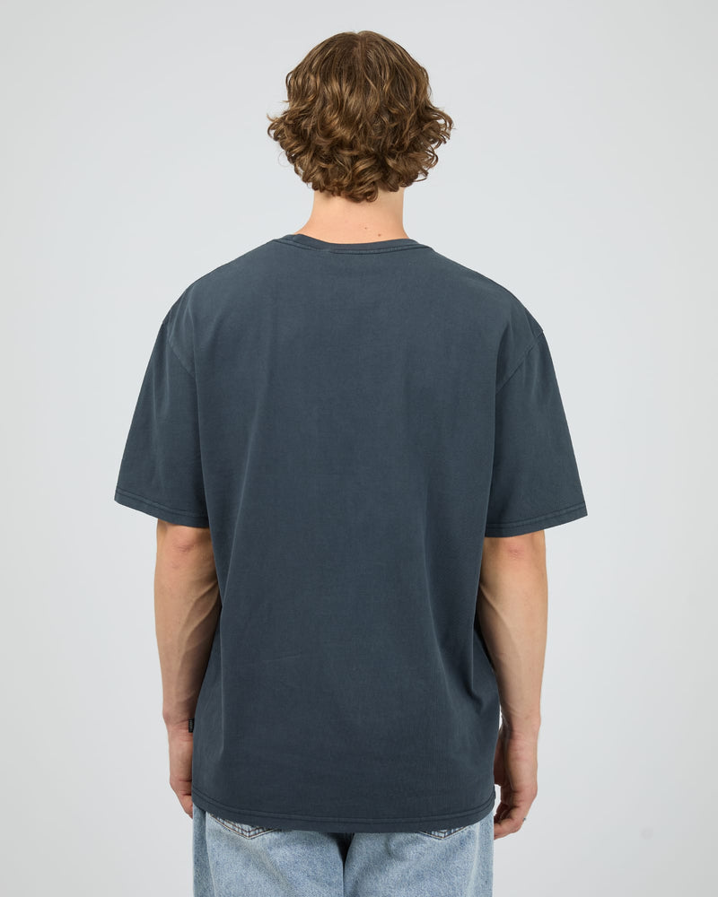Load image into Gallery viewer, Silent Theory Mens Essential Theory Tee - Navy
