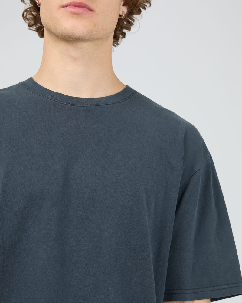 Load image into Gallery viewer, Silent Theory Mens Essential Theory Tee - Navy
