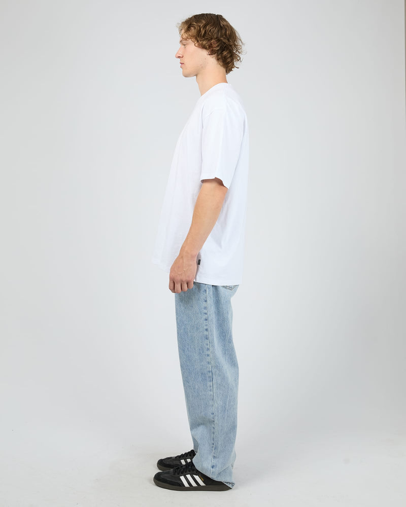 Load image into Gallery viewer, Silent Theory Mens Essential Theory Tee - White
