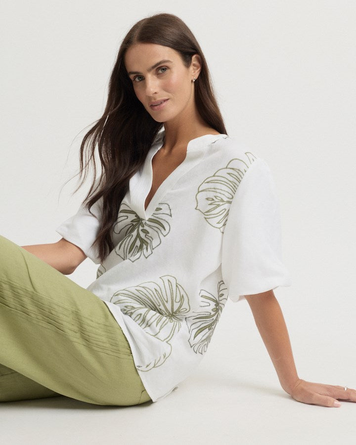 Load image into Gallery viewer, Yarra Trail Womens Figment Blouse
