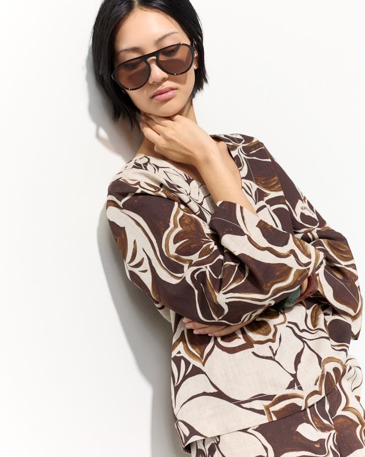 Load image into Gallery viewer, Marco Polo Womens Floral Drift Top
