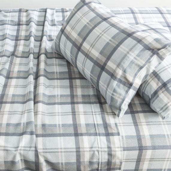 Load image into Gallery viewer, Park Avenue Flannelette Sheet Set - Heathered Plaid
