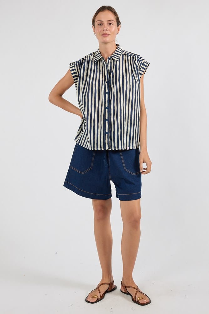 Load image into Gallery viewer, Ibisa Womens Dixie Top - Navy
